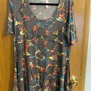 LuLaRoe Perfect T